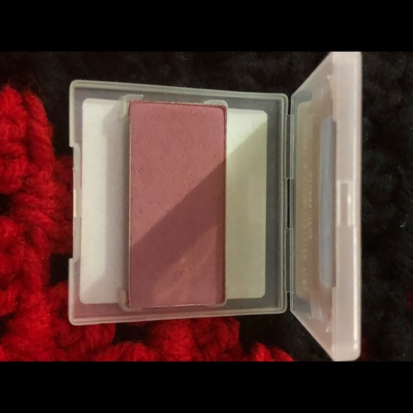 Mineral cheek color - Picture 2 of 4